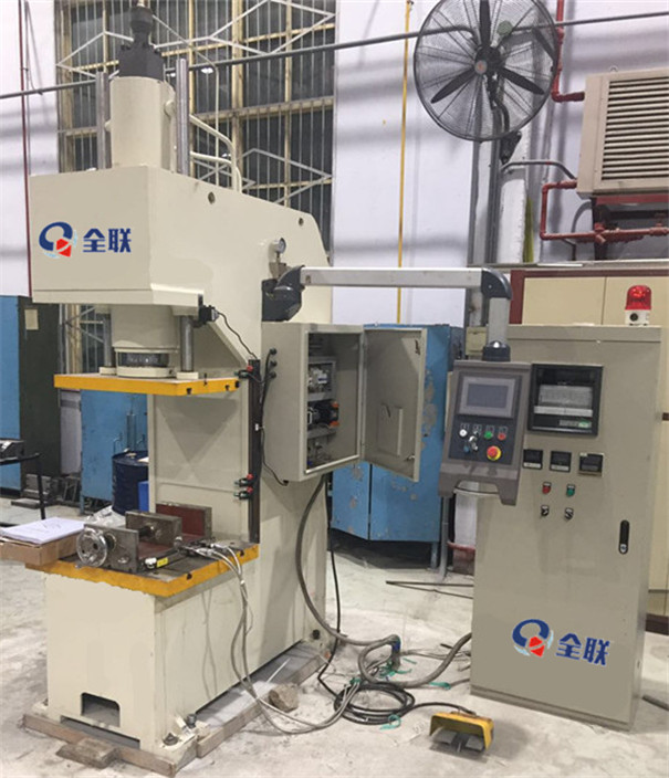 熱壓(ya)下陷成型機 熱壓下(xià)陷成型機