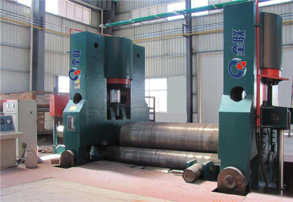 上輥萬能式(shì)三輥卷闆機 上輥萬(wàn)能式三輥卷闆(pan)機