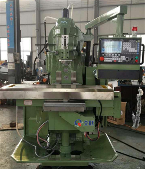 立式(shi)升降台(tái)數控銑(xi)床 立式(shì)升降台(tai)數控銑(xǐ)床