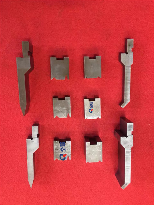 折彎機(ji)模具 折(she)彎機模具