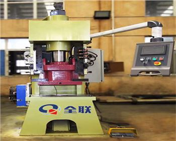 西甯液(yè)壓沖床