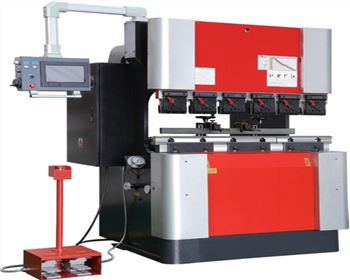 新(xīn)疆下動式折彎機(jī)