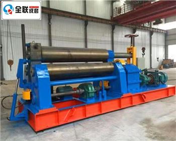 三(san)輥卷闆機的(de)工作原理