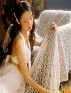 李英爱 三级