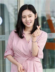美女动态图真人后进式
