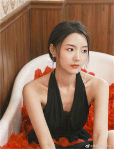 欧美巨大xxxx做受孕妇视频