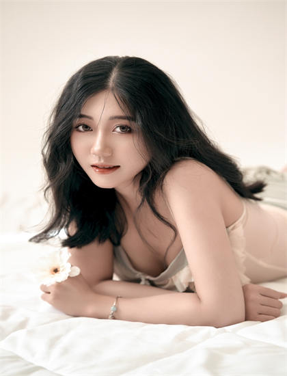 黑帮大佬爱上我的365天电影-嵊州时代电影大世界